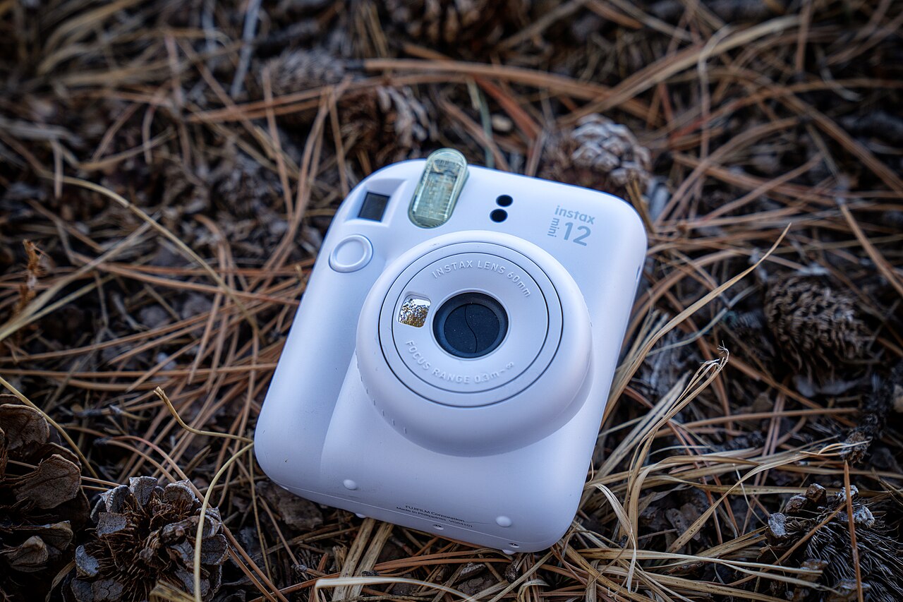 Fujifilm Instax Mini 12 product photo