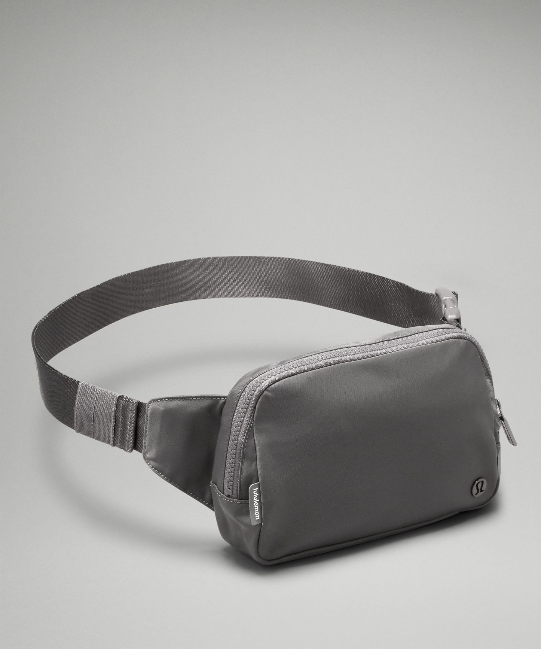 Lululemon Everywhere Belt Bag product photo