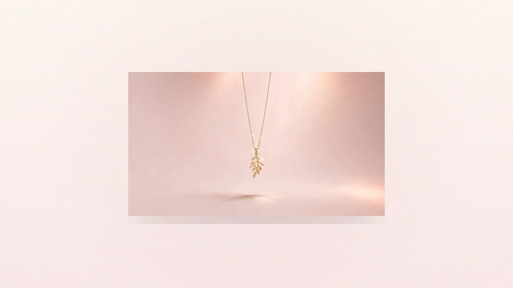 Kendra Scott Elisa Necklace Review: The Bestseller Worth the Hype