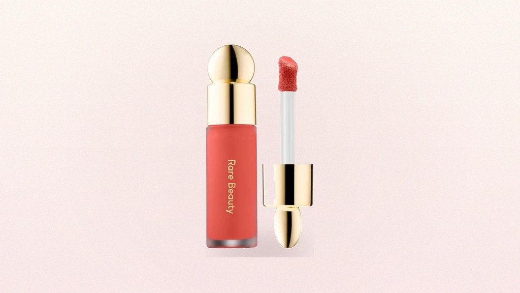 Rare Beauty Soft Pinch Liquid Blush Review: Worth the Hype